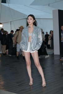 【精选街拍】Vol.3765 白色短裤 [140P-2.72GB]